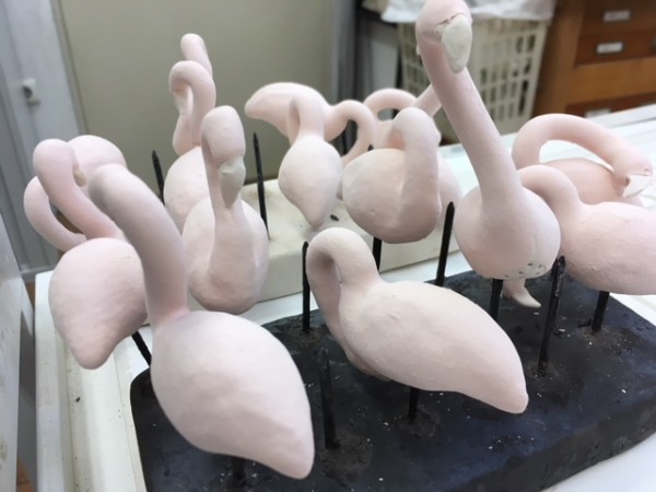 Flamingos glasiert vor Raku-Brand